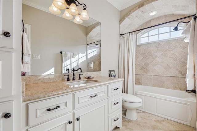 bathroom featuring shower / bath combo, toilet, an inviting chandelier, crown molding, and vanity