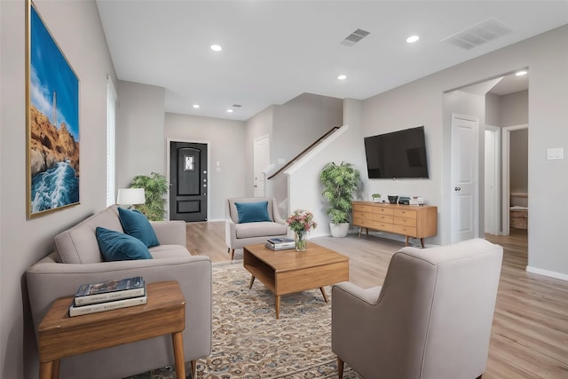 23947 Falling Daylight Dr, Hockley, TX 77447 - living area featuring light wood-style flooring, baseboards, and recessed lighting