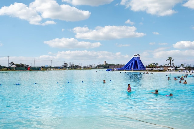 729 Nueces Ln, Dayton, TX 77535 - water view