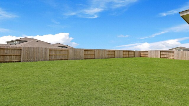 729 Nueces Ln, Dayton, TX 77535 - view of yard