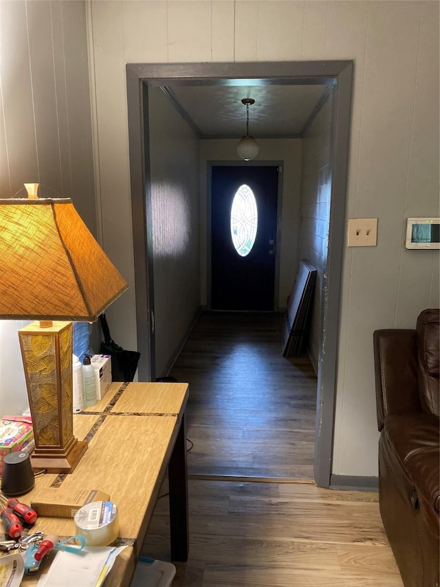 entryway featuring dark wood-style floors