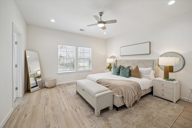 bedroom featuring light wood-style flooring, recessed lighting, visible vents, a ceiling fan, and baseboards