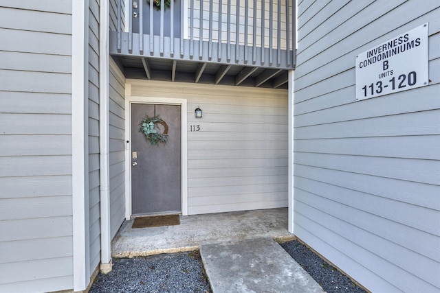 view of property entrance