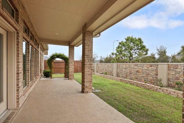 5615 Alexan Crest Dr, Fulshear, TX 77441 - view of patio / terrace
