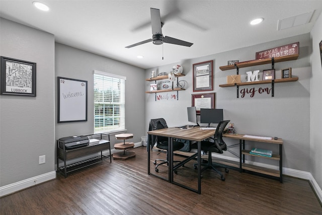 office area with visible vents, baseboards, wood finished floors, and recessed lighting