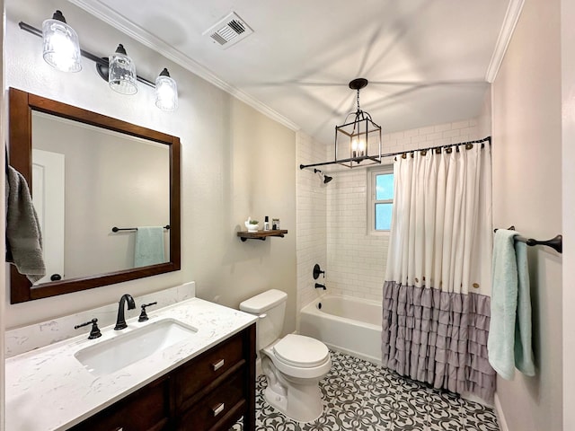 full bath featuring shower / tub combo with curtain, visible vents, toilet, ornamental molding, and vanity