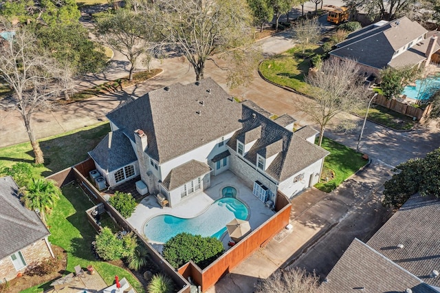 722 Crossroads Dr, Houston, TX 77079 - view from above of property featuring a pool