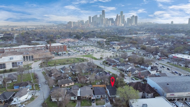 bird's eye view with a view of city