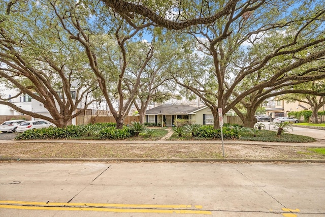 view of front of house