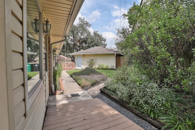 deck with fence