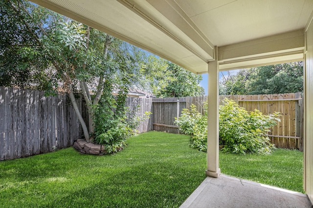 24134 Griffin House Ln, Katy, TX 77493 - fenced backyard with a patio area