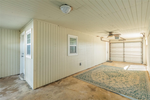 garage featuring a ceiling fan