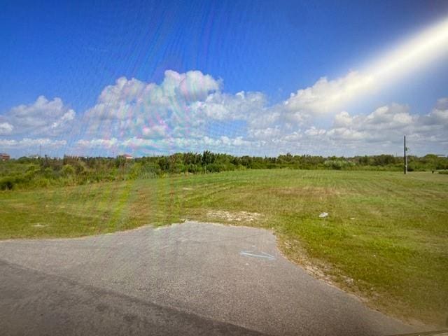 Listing photo 3 for 2321 Hwy 87, Gilchrist TX 77617