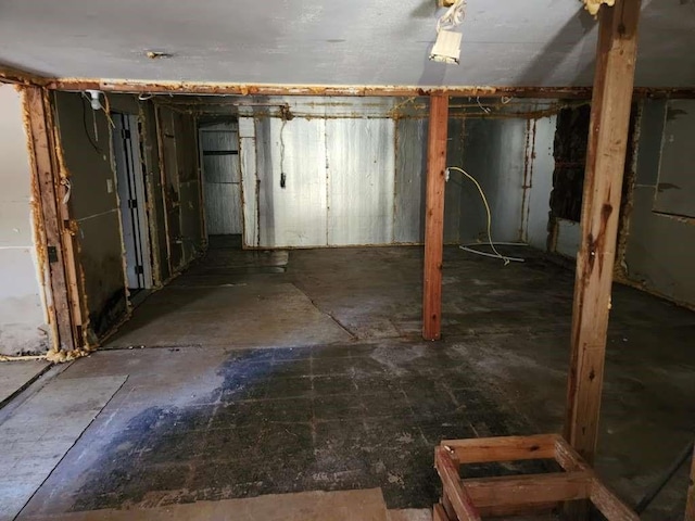 view of unfinished basement