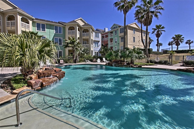 pool with fence