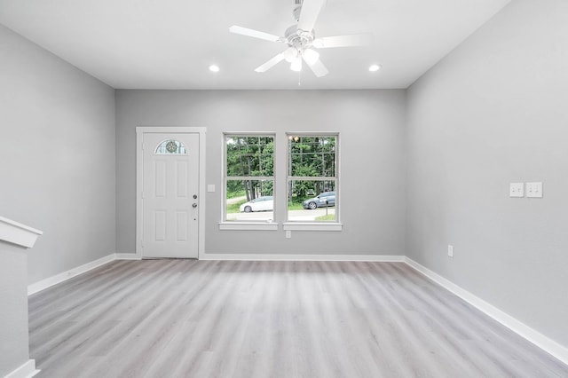 foyer with ceiling fan, baseboards, wood finished floors, and recessed lighting