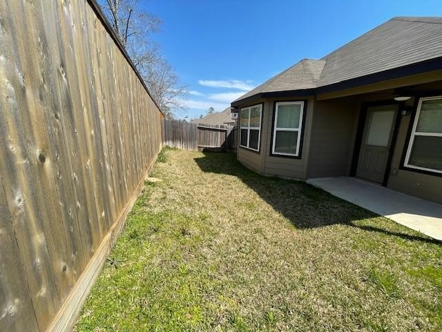 14041 Lamprey Dr, Conroe, TX 77384 - view of yard