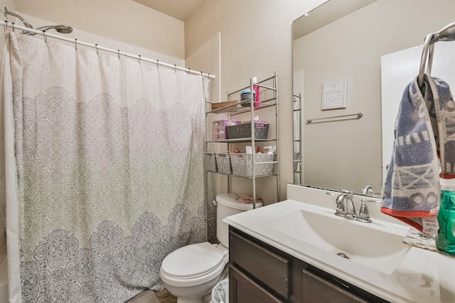 11430 Barbican Ct, Conroe, TX 77304 - full bath featuring vanity, toilet, and a shower with curtain