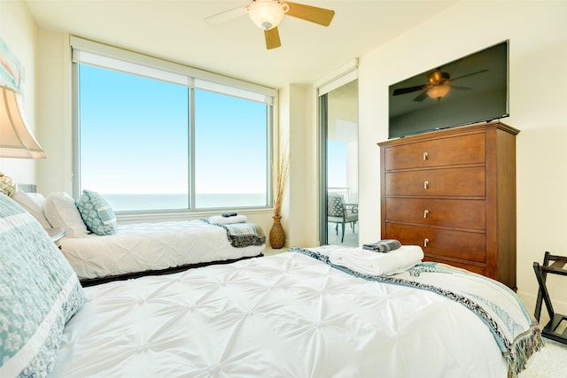 bedroom with a ceiling fan