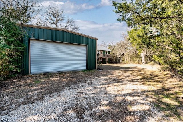 detached garage with driveway