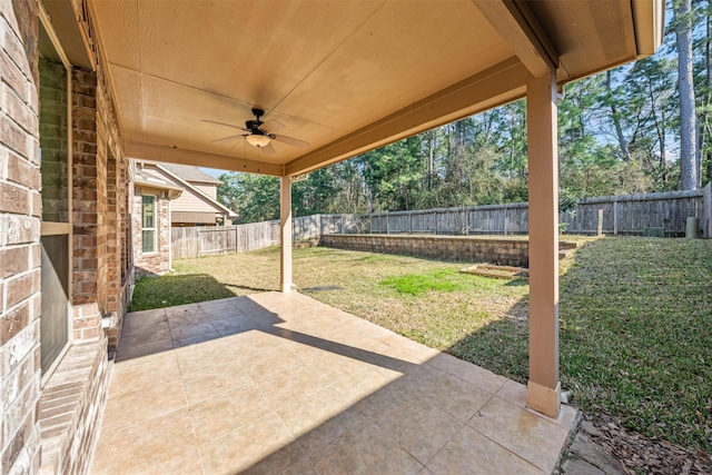 view of patio with a ceiling fan and a fenced backyard