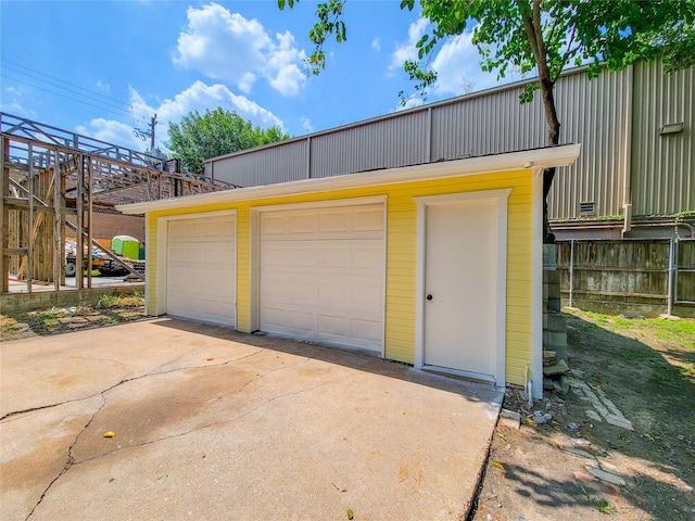 view of detached garage