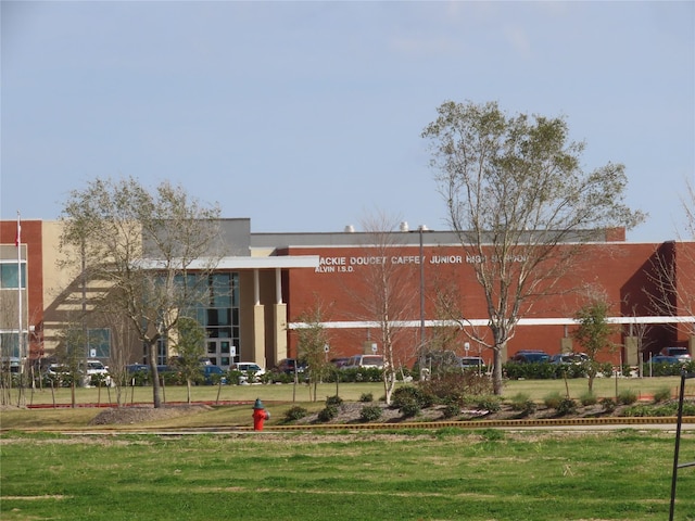 view of building exterior