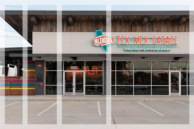 1614 Woodcrest Dr, Houston, TX 77018 - view of building exterior