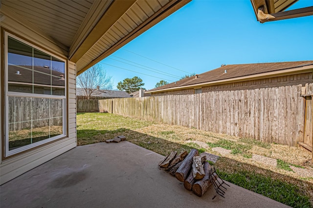 view of patio with a fenced backyard