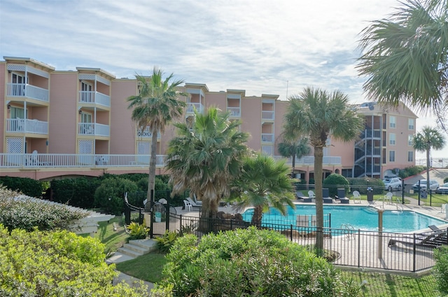 6300 Seawall Blvd Unit 9108, Galveston, TX 77551 - pool featuring fence