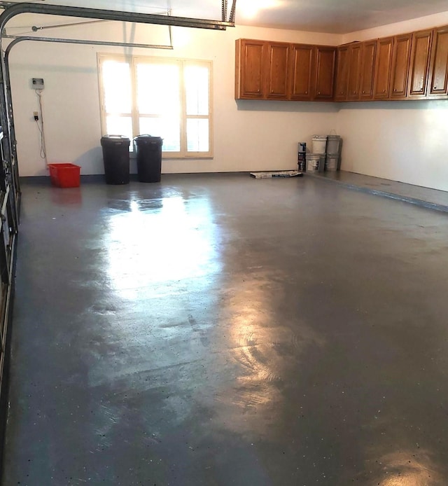 5523 Fragrant Cloud Ct, Houston, TX 77041 - garage featuring a pool