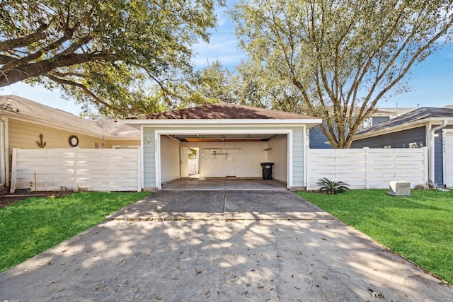 detached garage with fence