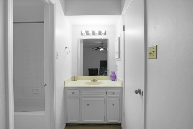 bathroom with ensuite bathroom and vanity