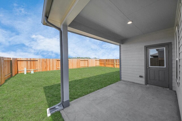 14811 Surfbird Ln, Houston, TX 77049 - view of yard with a fenced backyard and a patio area