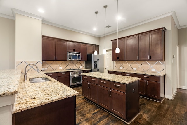 kitchen with dark brown cabinetry, dark wood finished floors, appliances with stainless steel finishes, crown molding, and a sink