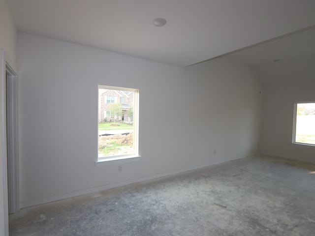 8622 Pier Cove Dr, Cypress, TX 77433 - bonus room with baseboards