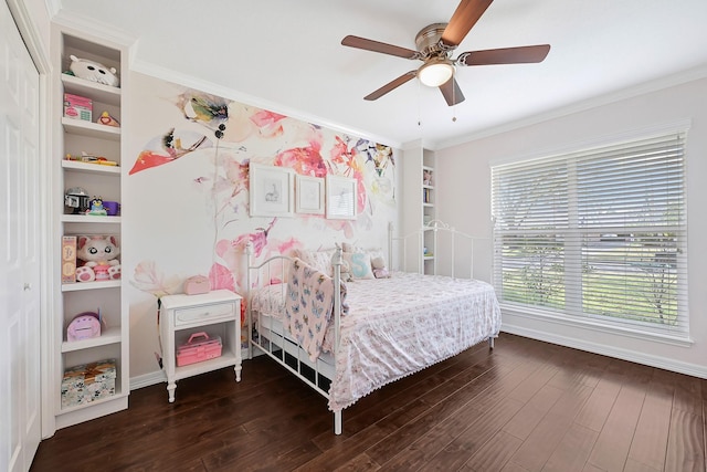 bedroom featuring ornamental molding, dark wood-style flooring, baseboards, and a ceiling fan