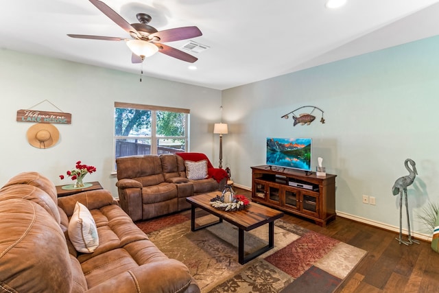 living area featuring baseboards, visible vents, wood finished floors, and recessed lighting