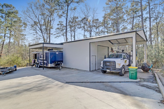 view of outbuilding with an outbuilding