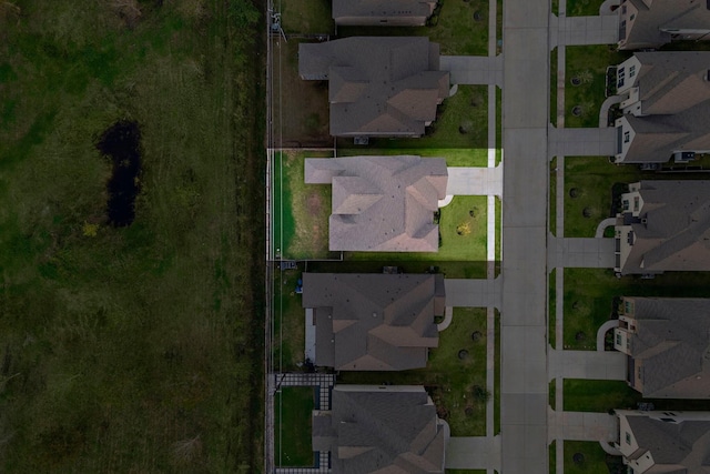 birds eye view of property featuring a residential view