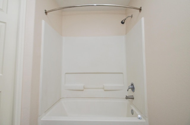 26810 Blacktail Ct, Hockley, TX 77447 - full bathroom featuring shower / bathing tub combination
