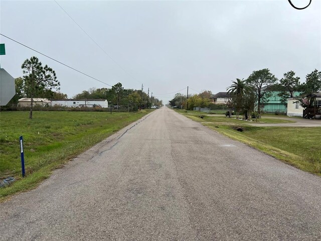503 7th St, San Leon, TX 77539