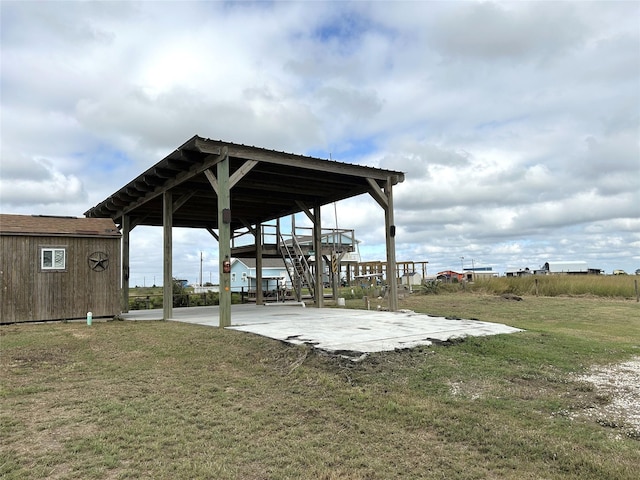 Listing photo 2 for 62 Oceania St, Sargent TX 77414