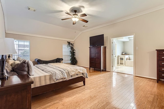 811 Piney Ridge Dr, Friendswood, TX 77546 - bedroom featuring ornamental molding, light wood finished floors, lofted ceiling, and ceiling fan