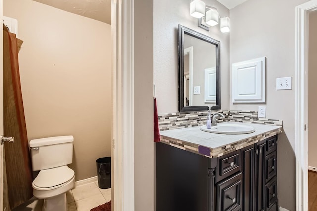 811 Piney Ridge Dr, Friendswood, TX 77546 - bathroom with vanity and tile patterned floors