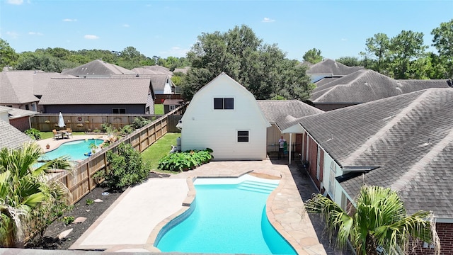 811 Piney Ridge Dr, Friendswood, TX 77546 - view of pool with a fenced backyard and a patio