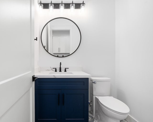 245 E Blue Heron Dr, Montgomery, TX 77316 - bathroom with vanity and toilet