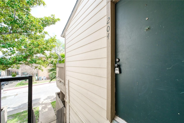 view of entrance to property