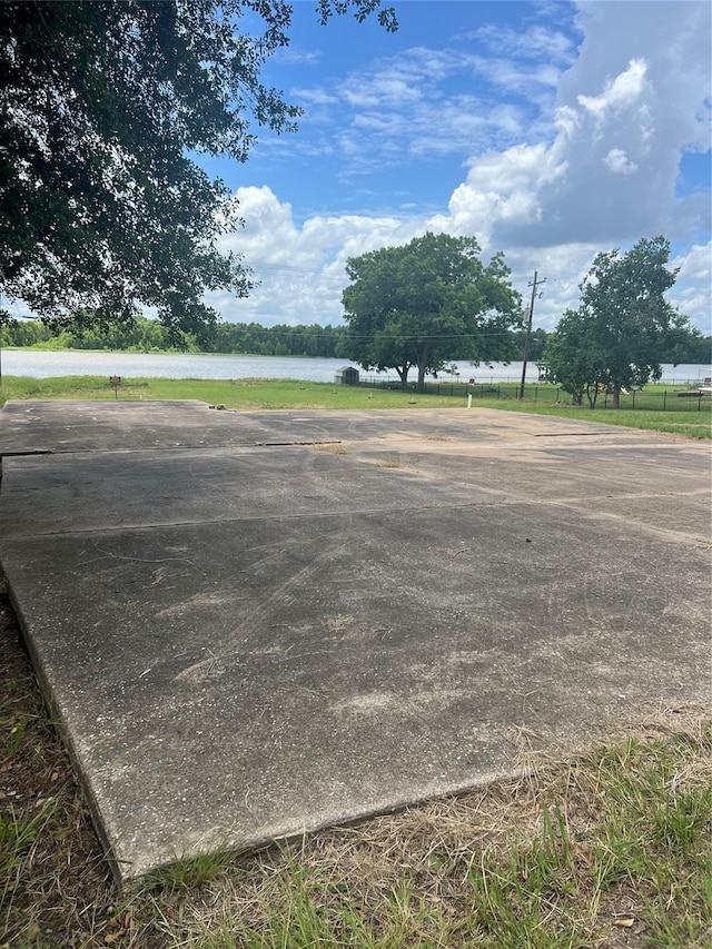 Listing photo 3 for TBD Lake Front Dr, Trinity TX 75862