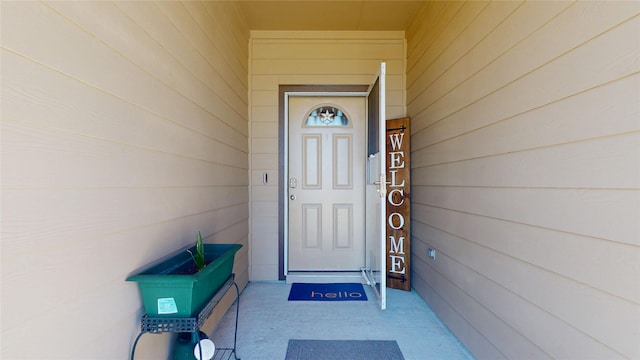 view of property entrance